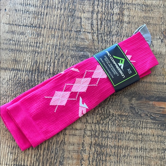 Pink Argyle Pro Compression Socks - Picture 1 of 4
